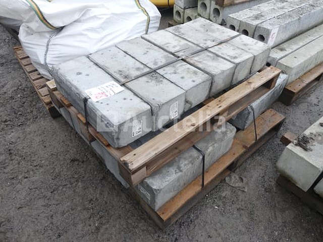 18 ector diverse randen - afbeelding 6 van  7