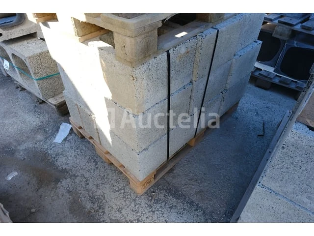 18 enkele betonnen bushels - afbeelding 3 van  3