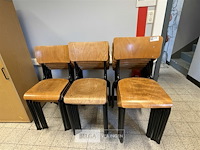 18 houten stoelen - afbeelding 1 van  1