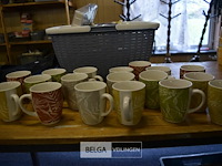 ±18 koffietassen - afbeelding 1 van  3