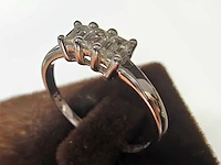 18 kt witgouden ring met natuurlijke diamant - afbeelding 2 van  7