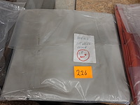 1,8 m2 leder - afbeelding 1 van  2