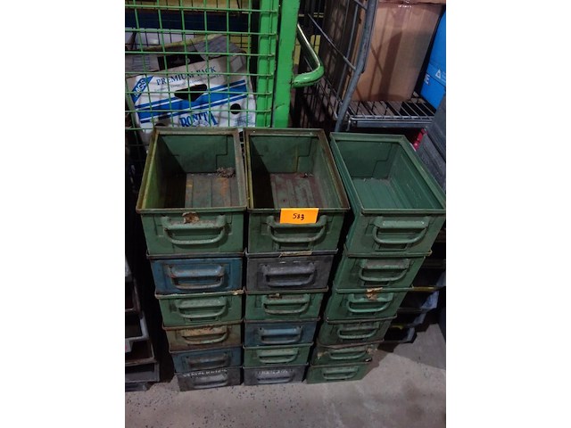 18 metalen bakken - afbeelding 2 van  2