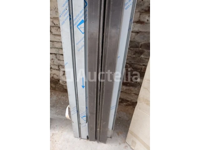 18 neolife gelakte aluminium hoekprofielen - afbeelding 3 van  4