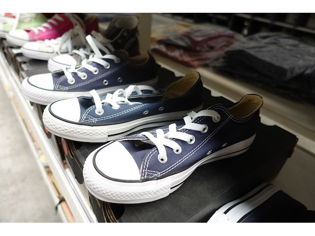 18 paar all star converse - afbeelding 3 van  5