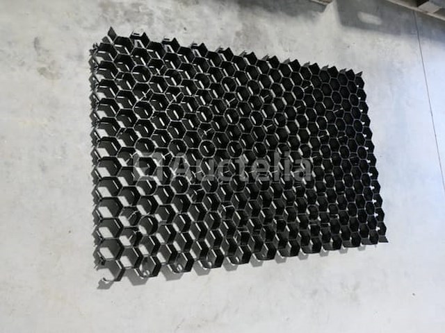 18 pvc-grasmattegels - afbeelding 1 van  3