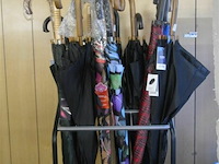 ±18 soorten div. paraplu`s - afbeelding 4 van  4