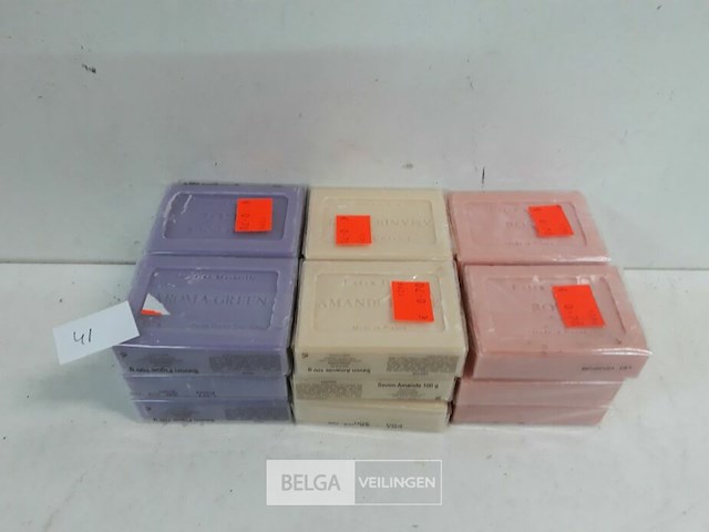 18 x handzeep blok 100 gram 3 geuren - afbeelding 1 van  3