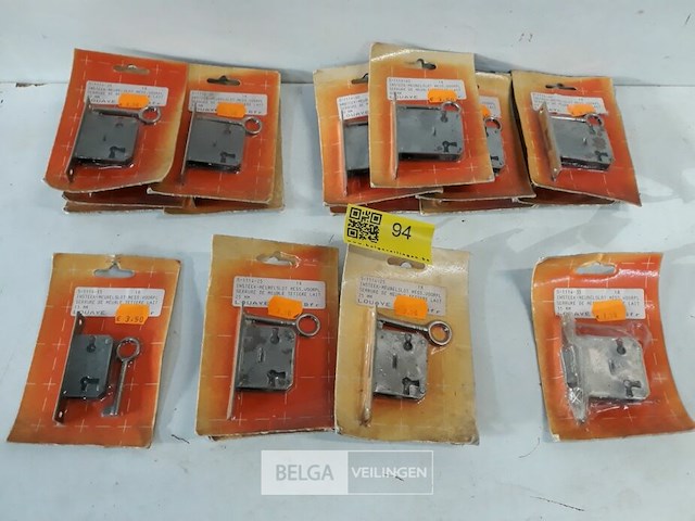 18 x insteek kastslot mix 15-25-30-35-40mm - afbeelding 2 van  3