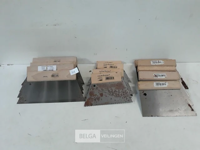 18 x lijmkam 3 assorti met roestplekken - afbeelding 1 van  3