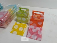 18 x pvc zakje 4 stuks mix kleuren - afbeelding 3 van  3