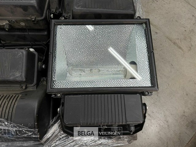 18 x verstralers hqi 400 - afbeelding 5 van  5
