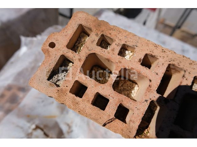 180 ploegsteert lambdabloc holle bakstenen - afbeelding 4 van  7