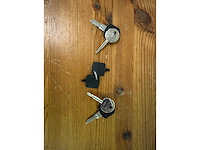 18u server rack met inhoud: dell r440 & r330, synology ds1812+, cisco switch, eaton ups - afbeelding 28 van  37