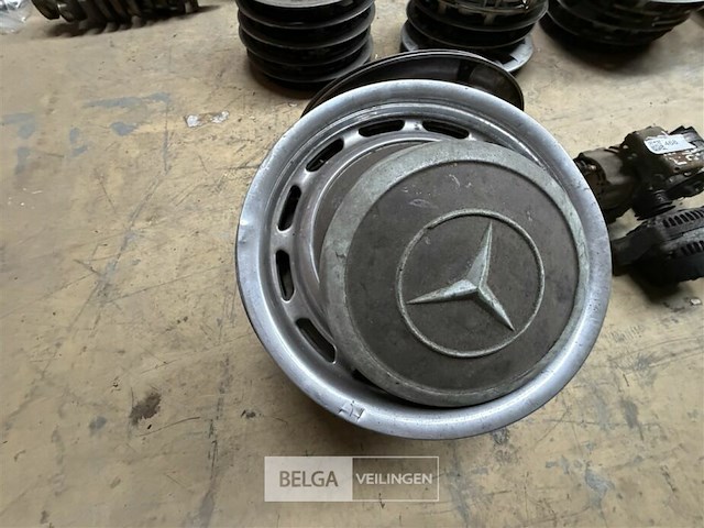± 18x div sierdeksels mercedes - afbeelding 1 van  2