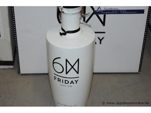 18x fles gin, 6m friday, chic gin, 70cl, 40% alc. vol. - afbeelding 2 van  3