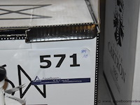 18x fles gin, 6m friday, chic gin, 70cl, 40% alc. vol. - afbeelding 3 van  3