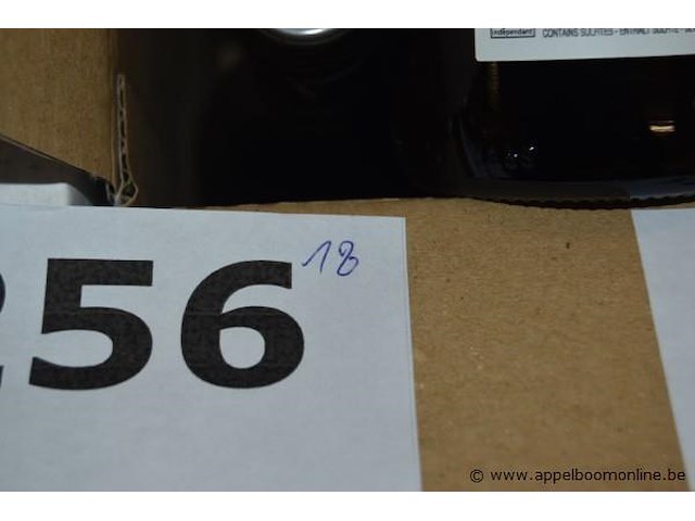 18x fles rode wijn, valensac le domaine, merlot pays d'oc, 2017, 75cl - afbeelding 4 van  4