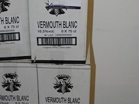 18x fles vermouth blanc, 75cl, 16.5%vol. - afbeelding 1 van  2