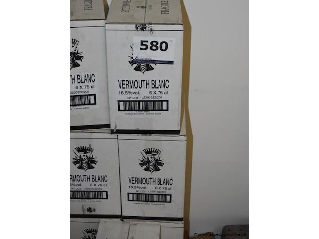 18x fles vermouth blanc, 75cl, 16.5%vol. - afbeelding 1 van  2