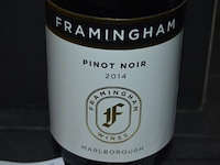 18x fles wijn, framingham, pinot noir, 2014, 75cl - afbeelding 2 van  2