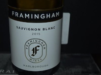 18x fles witte wijn, framingham, sauvignon blanc 2015, 750ml - afbeelding 2 van  3