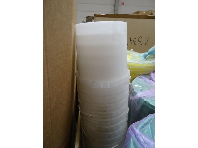 18x pallet diverse plastic potjes/emmers - afbeelding 6 van  34