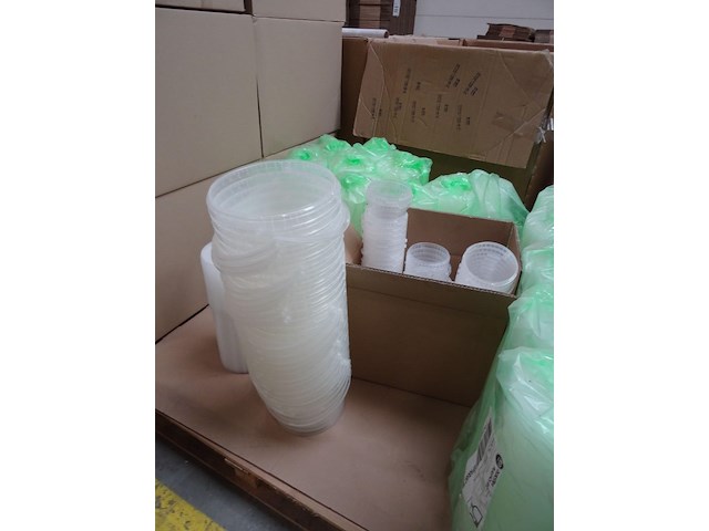 18x pallet diverse plastic potjes/emmers - afbeelding 13 van  34