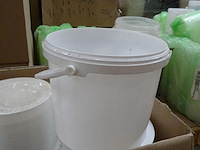 18x pallet diverse plastic potjes/emmers - afbeelding 15 van  34