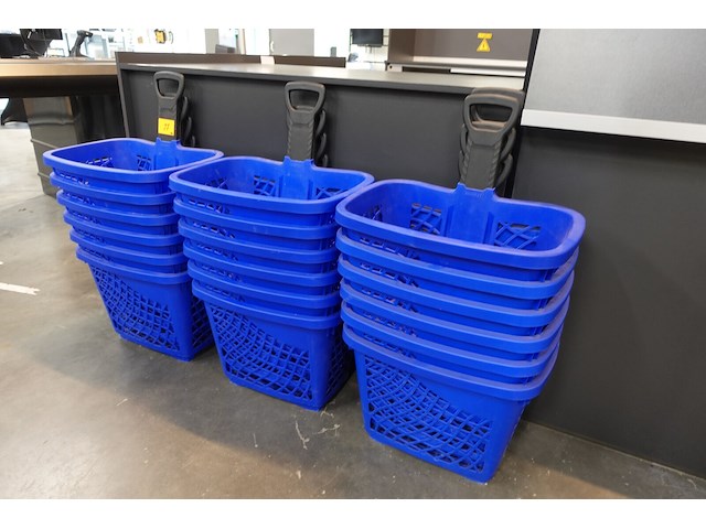 18x stapelbare winkeltrolleys - afbeelding 2 van  3