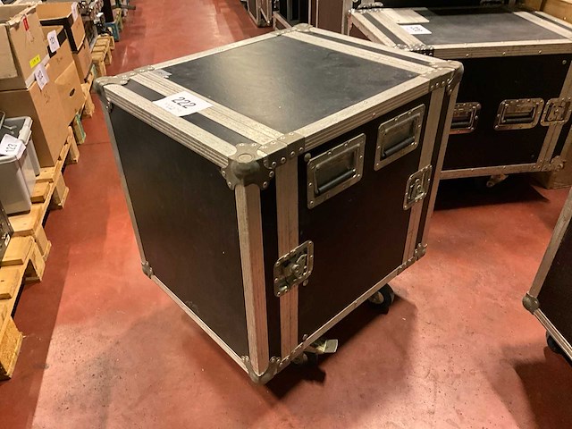 19" 12u flightcase - afbeelding 1 van  4