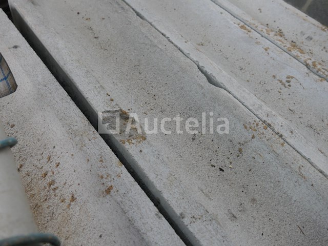 19 druppels water - afbeelding 1 van  5