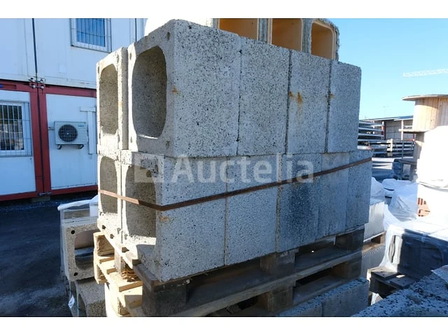 19 enkele betonnen bushels - afbeelding 3 van  4