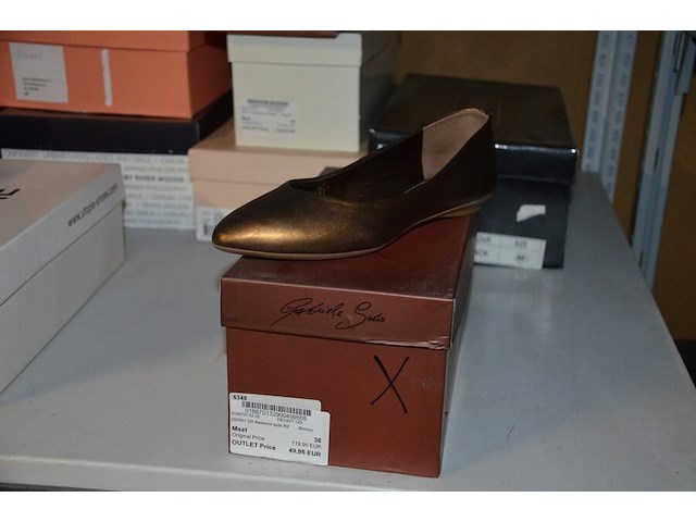 19 paar damesschoenen maat 35/37 scapa, tamaris, josh v, cypres - afbeelding 6 van  18