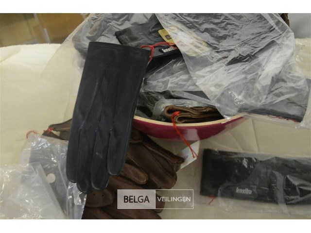 ±19 paar handschoenen - afbeelding 3 van  4