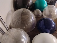 19 stuks kunstof koepels - afbeelding 1 van  2