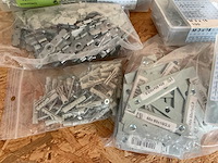 19 x dozen bevestigingsmaterialen - afbeelding 2 van  8