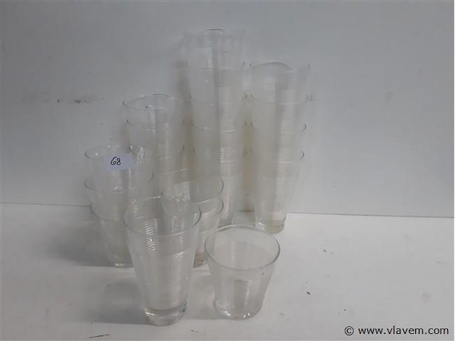 19 x drinkglas 2 assorti met siliconen ribbel - afbeelding 1 van  2