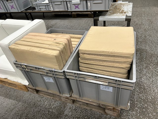 19 zitkussens - afbeelding 1 van  3