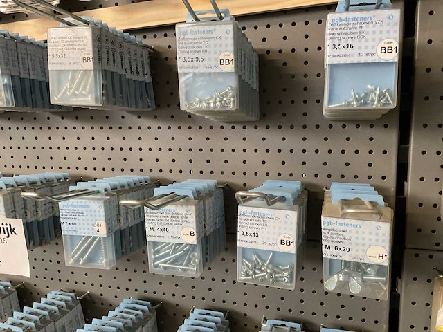 190 blisters met schroeven - afbeelding 3 van  8