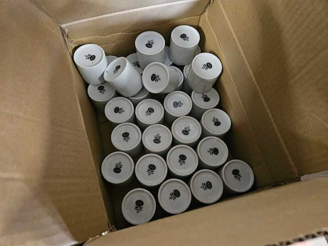 190x witte porselein potje 13cl 7cmø - afbeelding 2 van  3