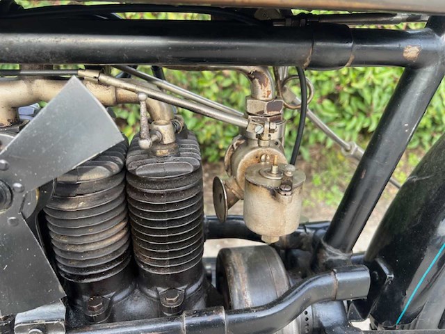 1913 fn 4 cylinder oldtimer motorfiets - afbeelding 13 van  23