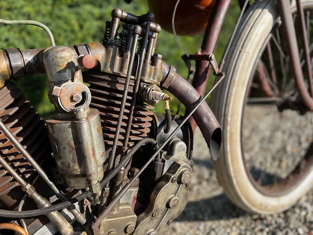 1914 indian 8 valve oldtimer motorfiets - afbeelding 22 van  23