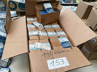 192 blisters met plaat schroeven - afbeelding 1 van  4