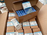 192 blisters met plaat schroeven - afbeelding 3 van  4