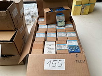 192 blisters met plaat schroeven - afbeelding 1 van  5