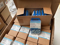 192 blisters met plaat schroeven - afbeelding 4 van  5