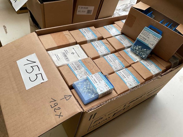 192 blisters met plaat schroeven - afbeelding 5 van  5