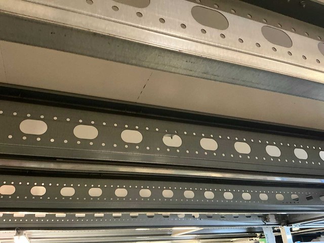 192 m2 magazijnvlonder - afbeelding 2 van  11