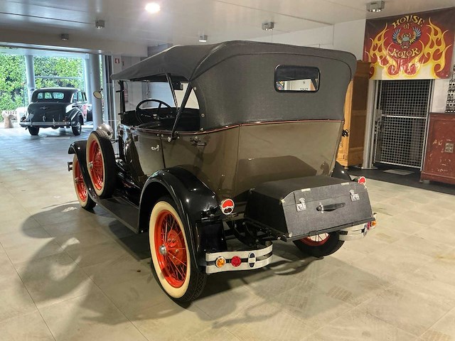 1929 ford phaeton oldtimer - afbeelding 8 van  13
